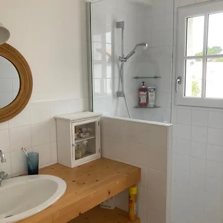 Centre Maison 5 Avec 5 Sdb & Grand Jardin Vakantiehuis