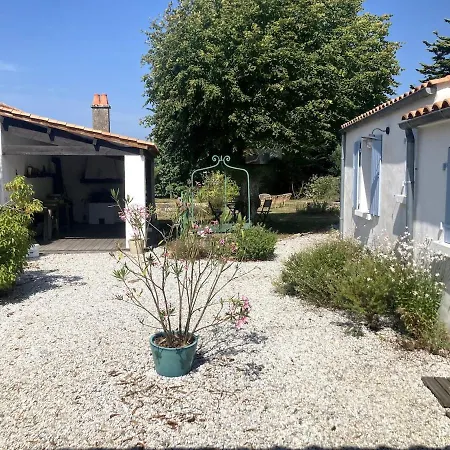 Centre Maison 5 Avec 5 Sdb & Grand Jardin *