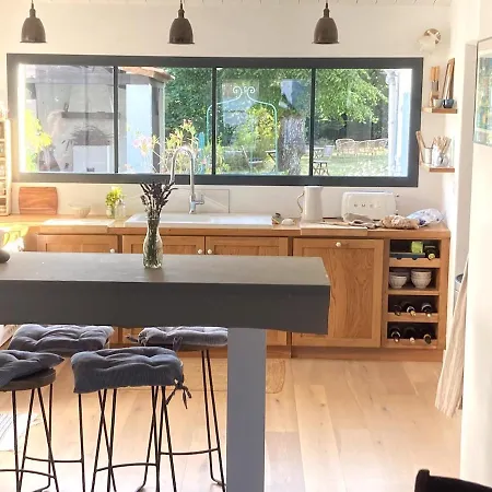 Centre Maison 5 Avec 5 Sdb & Grand Jardin