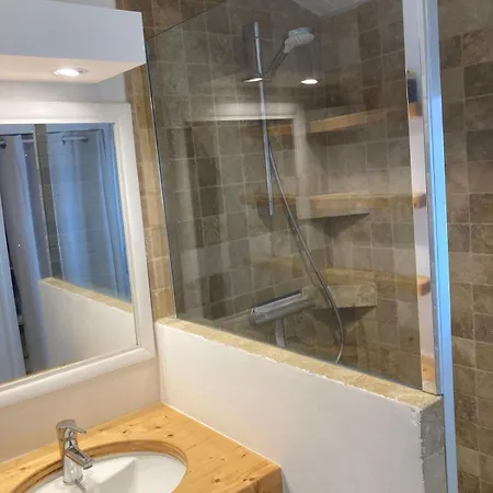 Centre Maison 5 Avec 5 Sdb & Grand Jardin 度假居 诺亚芒提亚