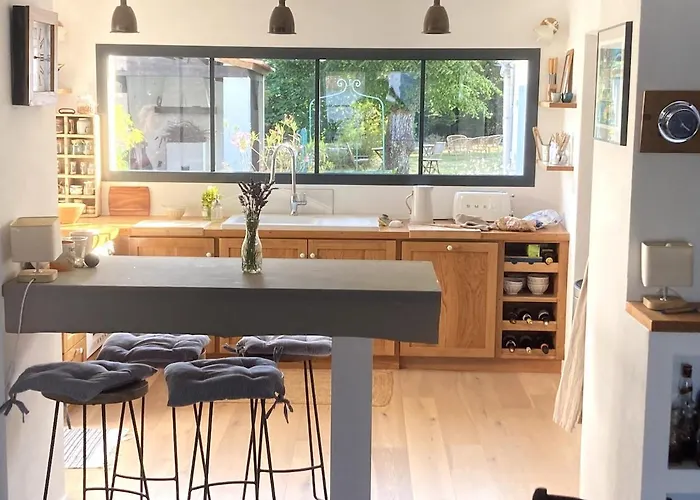 Centre Maison 5 Avec 5 Sdb&grand Jardin